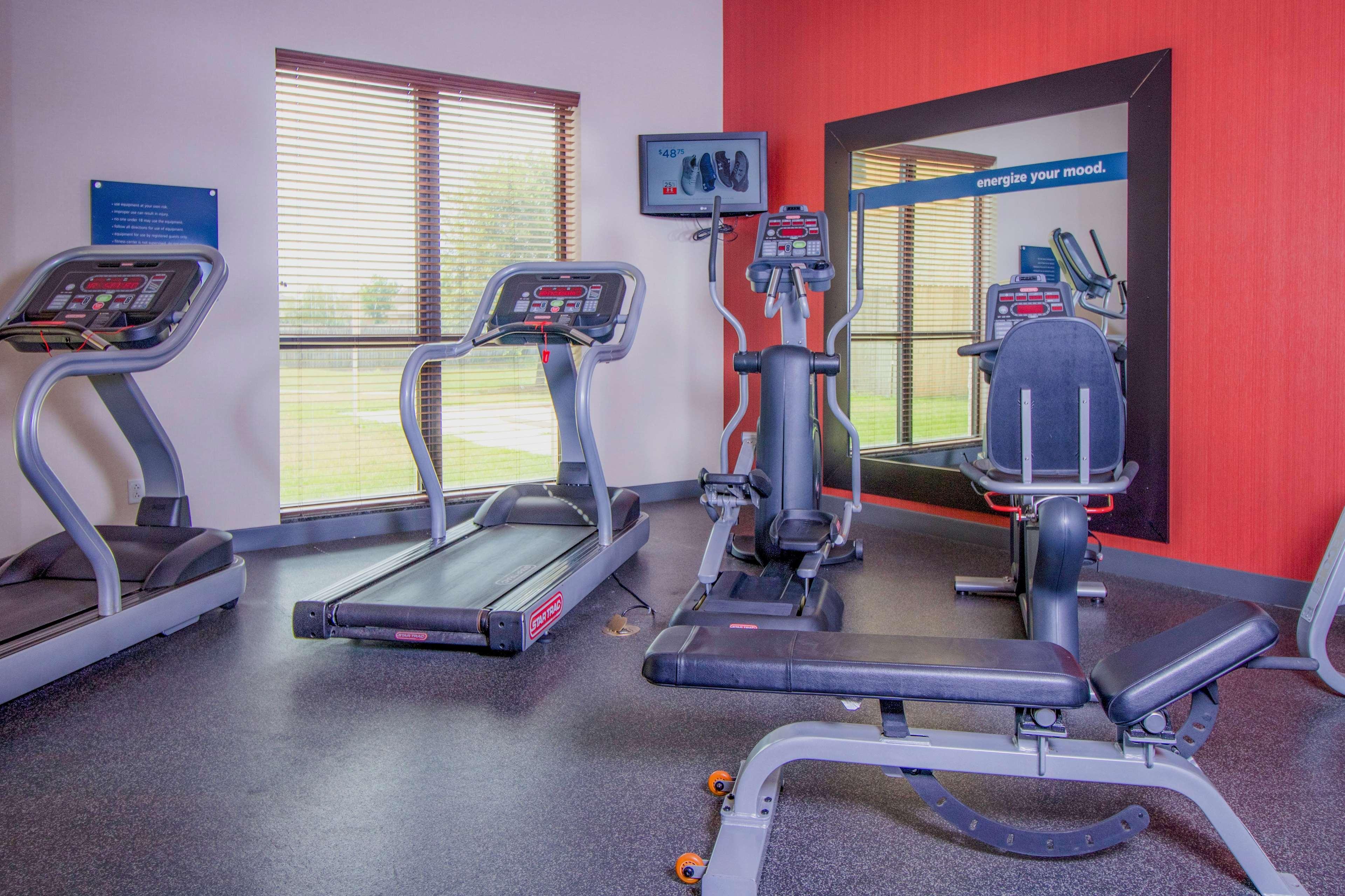 Hampton Inn & Suites Бастроп Экстерьер фото